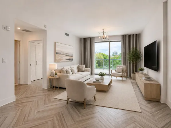 236 SE 5th Avenue #205, Delray Beach, FL 33483