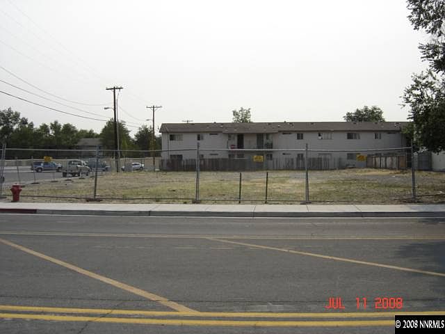 2nd image of 1360 Evelyn Way