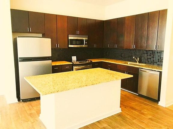 View of Kitchen_stainless steel appliances