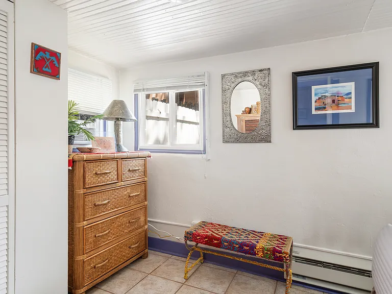 140 W Berger St #B — Photo 10