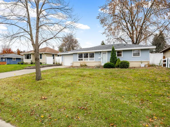 6407 61st Ave N, Crystal, MN 55428