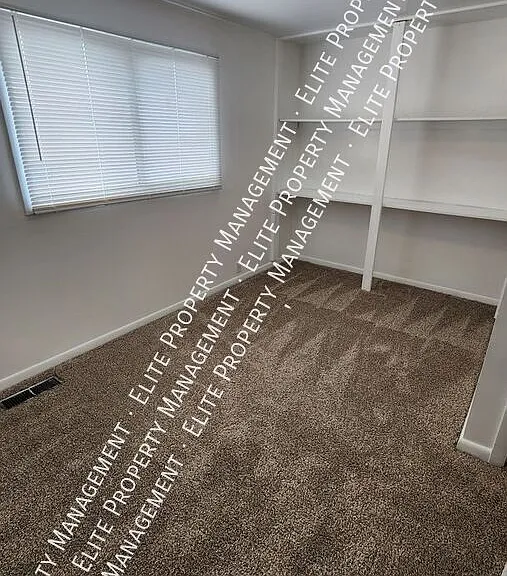 1191 N Main St #2 — Photo 4