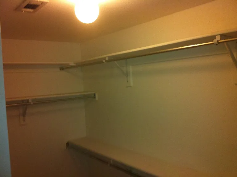 824 W Melmar Dr — Photo 2