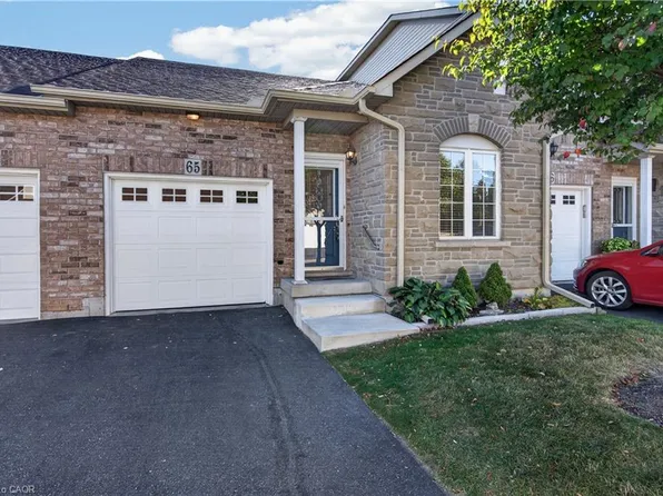 566 Southridge Dr #65, Hamilton, ON L9C 7W5