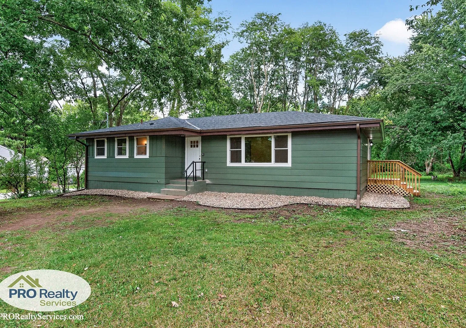 Recently Remodeled 5 Bedroom House — Photo 1