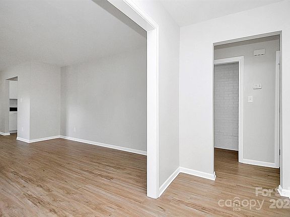 4th image of 6607 Crab Orchard Ct