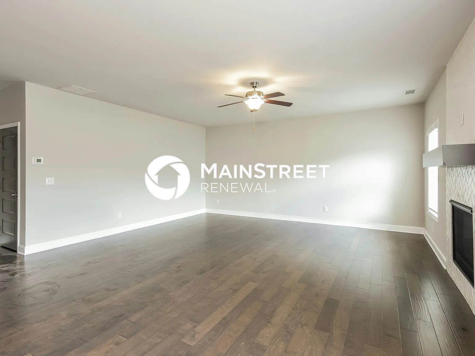 732 Overlook Glen Drive — Photo 4
