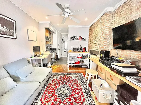 40 Avenue B image 1 of 4
