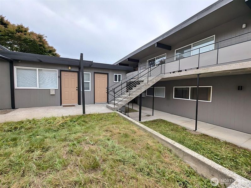 3rd image of 8805 14th Avenue S