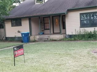 701 N Avenue H, Elgin, TX 78621