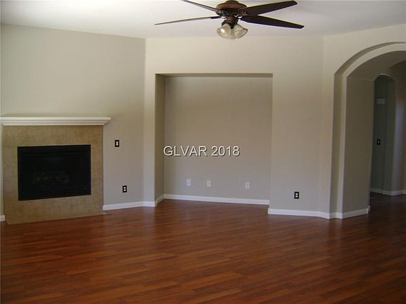 4th image of 10311 Hawks Wing St #0