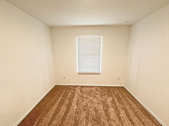 4th image of 3821 Far Horizon