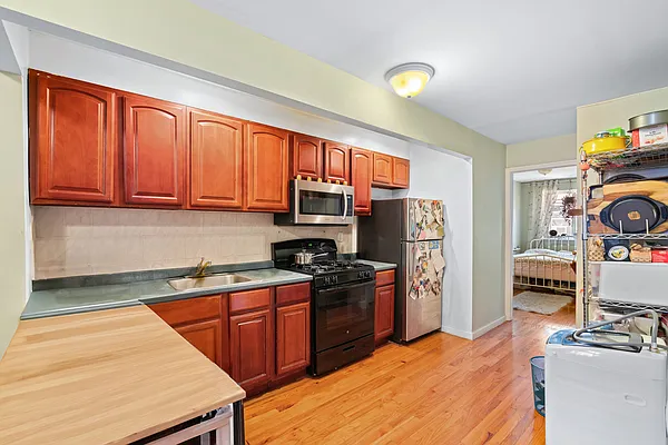 Rented by Nest Seekers International | media 2