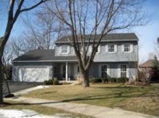 93 Cassin Rd, Naperville, IL 60565