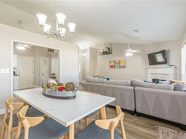3195 Jorden Crest Ct — Photo 14