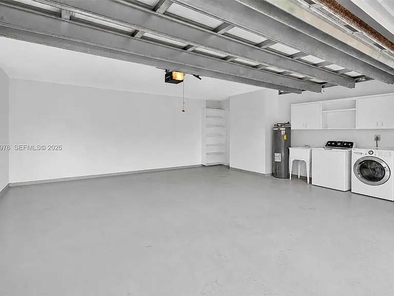 16840 SW 87th Ave — Photo 62