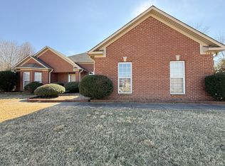 176 Timber Oak Rd, Huntsville, AL 35806