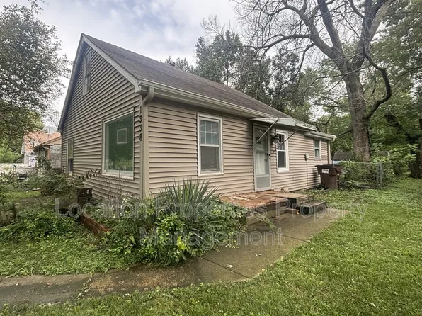 1338 Brook St, Lawrence, KS 66044