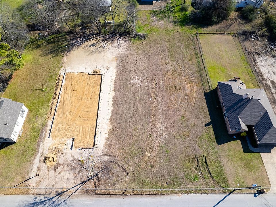 1st image of 1211 S Rockwall Ave