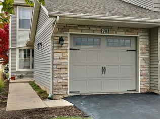 963 Arvle Cir #963, Sycamore, IL 60178