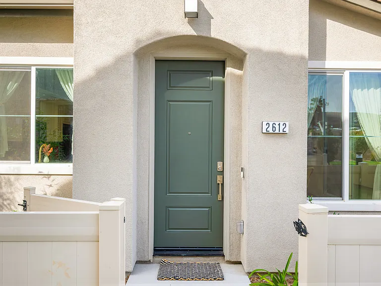2612 Babaco St — Photo 6