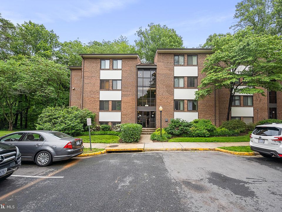 1st image of 1423 Northgate Sq Unit 11
