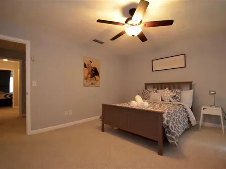846 Park Pl NE — Photo 20