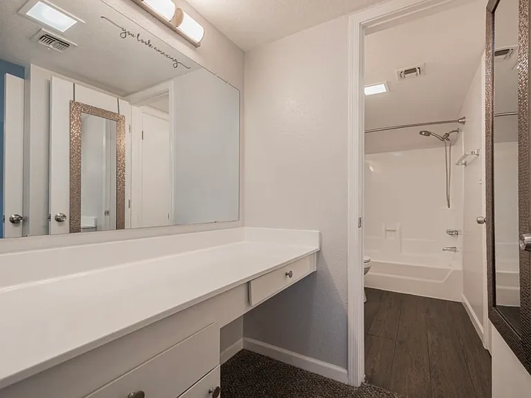 2724 W McLellan Blvd #134 — Photo 11