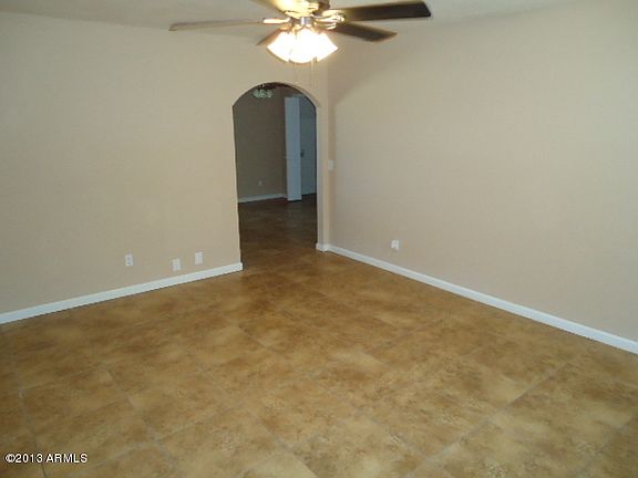 3rd image of 160 W Hillview St