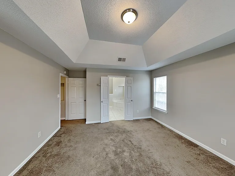5657 Wolf Pack Dr — Photo 9