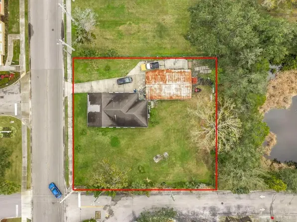 112 E Martin Luther King Jr Dr, Tarpon Springs, FL 34689