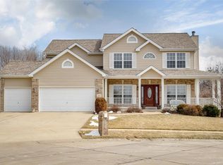 327 Kemp Dr, Wentzville, MO 63385
