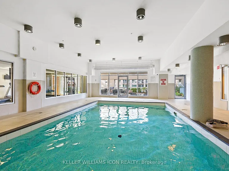 242 Rideau St #1202 — Photo 18