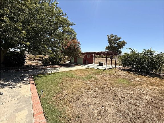 5th image of 16736 Joy Ave