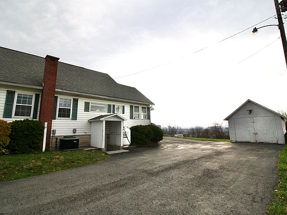 2nd image of 4941 Grafton Rd