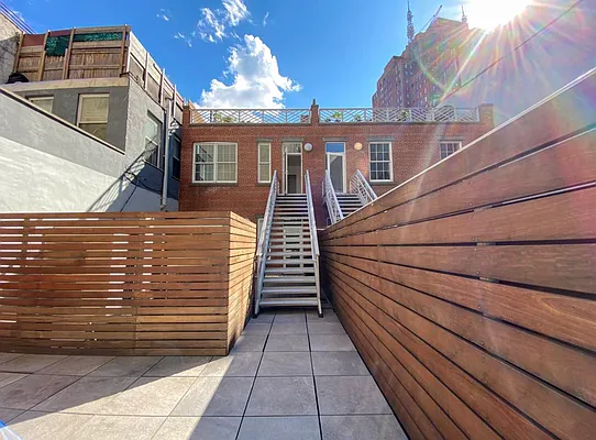 Rented by Compass | media 20