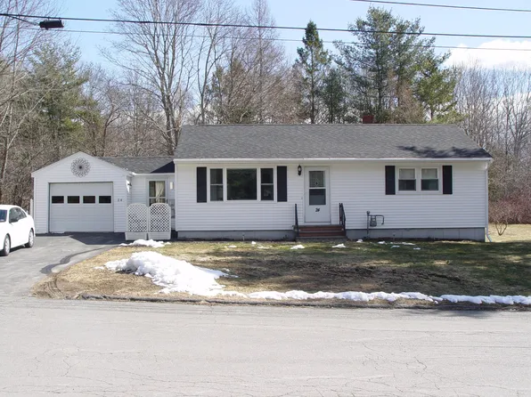24 Arbor Drive, Veazie, ME 04401