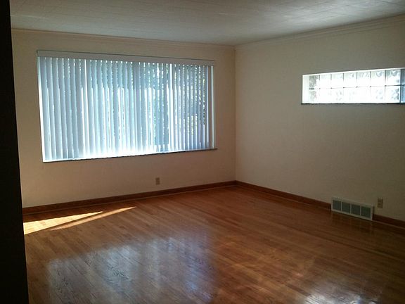 2nd image of 5827 Devonshire Ave APT 1W