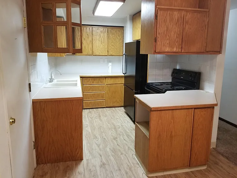 230 SW Maple St #230A — Photo 3