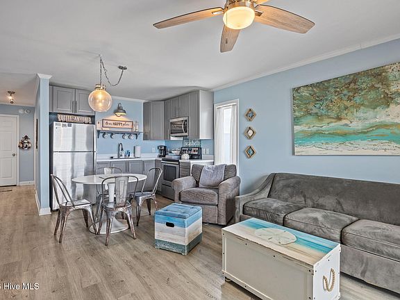 2nd image of 2182 New River Inlet Road #372