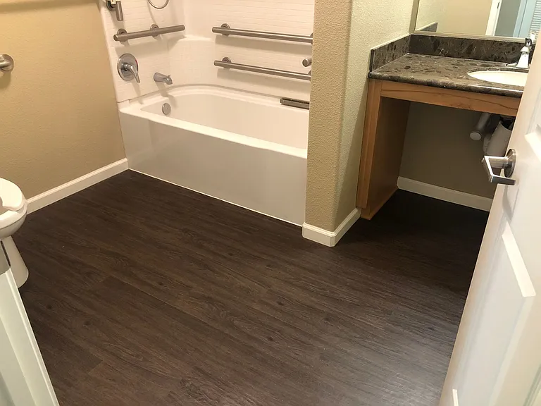 Luxe Ripon Apartments — Photo 20