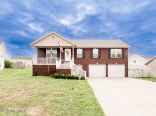 619 Napa Valley Ct, Vine Grove, KY 40175