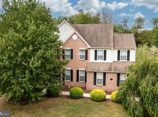 420 Silver Leaf Cir, Collegeville, PA 19426