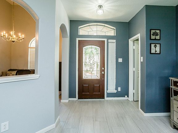 2nd image of 10007 Dawn Brook Dr