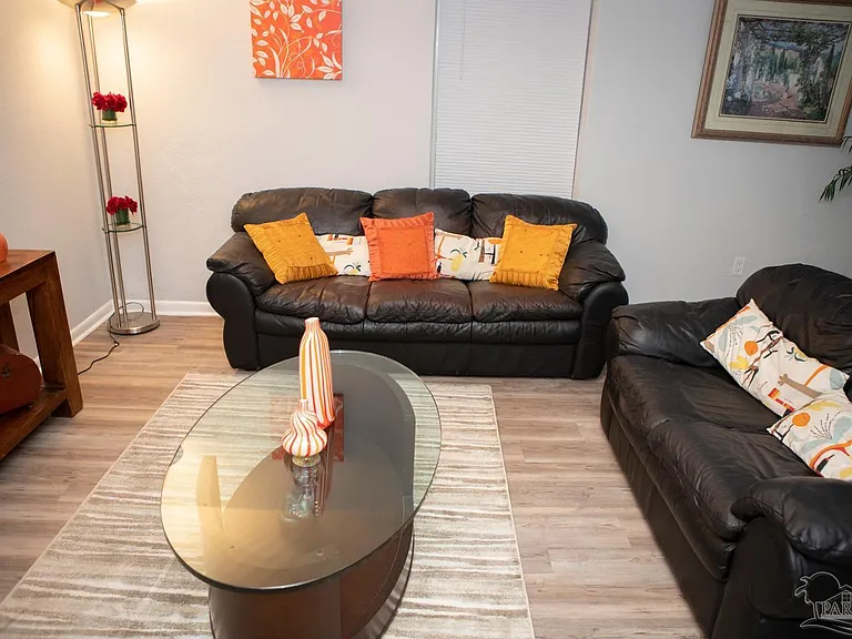 300 Bayou Blvd #106 — Photo 8