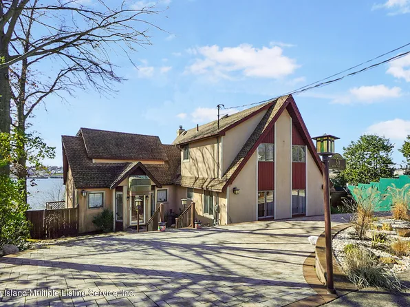 50 Wards Point Ave, Staten Island, NY 10307