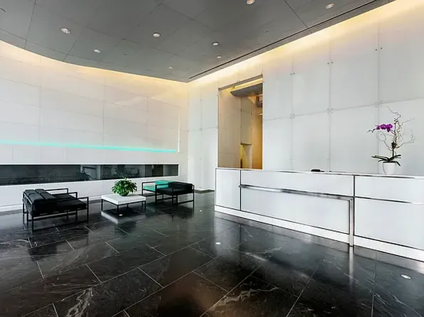 247 West 46th Street 1803 image 9 of 9