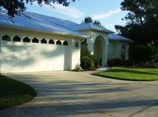 611 Cross Creek Dr, Sebastian, FL 32958