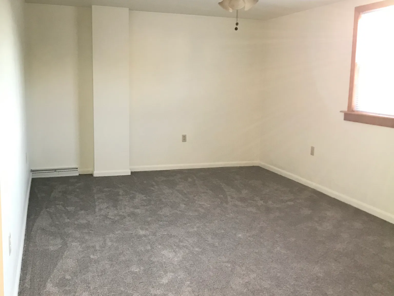 1 bed, 785 sqft, $1,100 — Photo 3