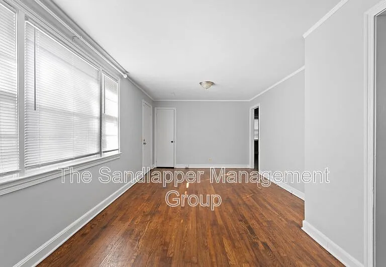 1520 Sutton St — Photo 3